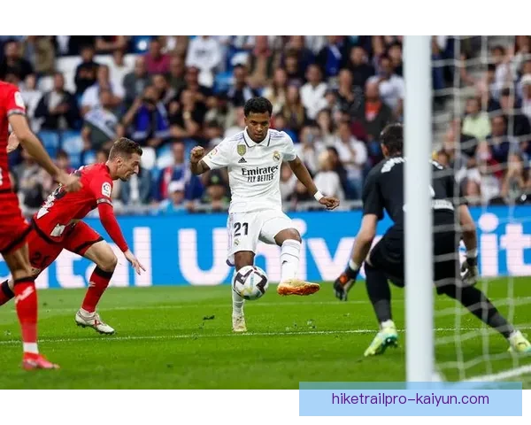 纳乔球队贡献显著，状态回暖为皇马防线增添竞争力。